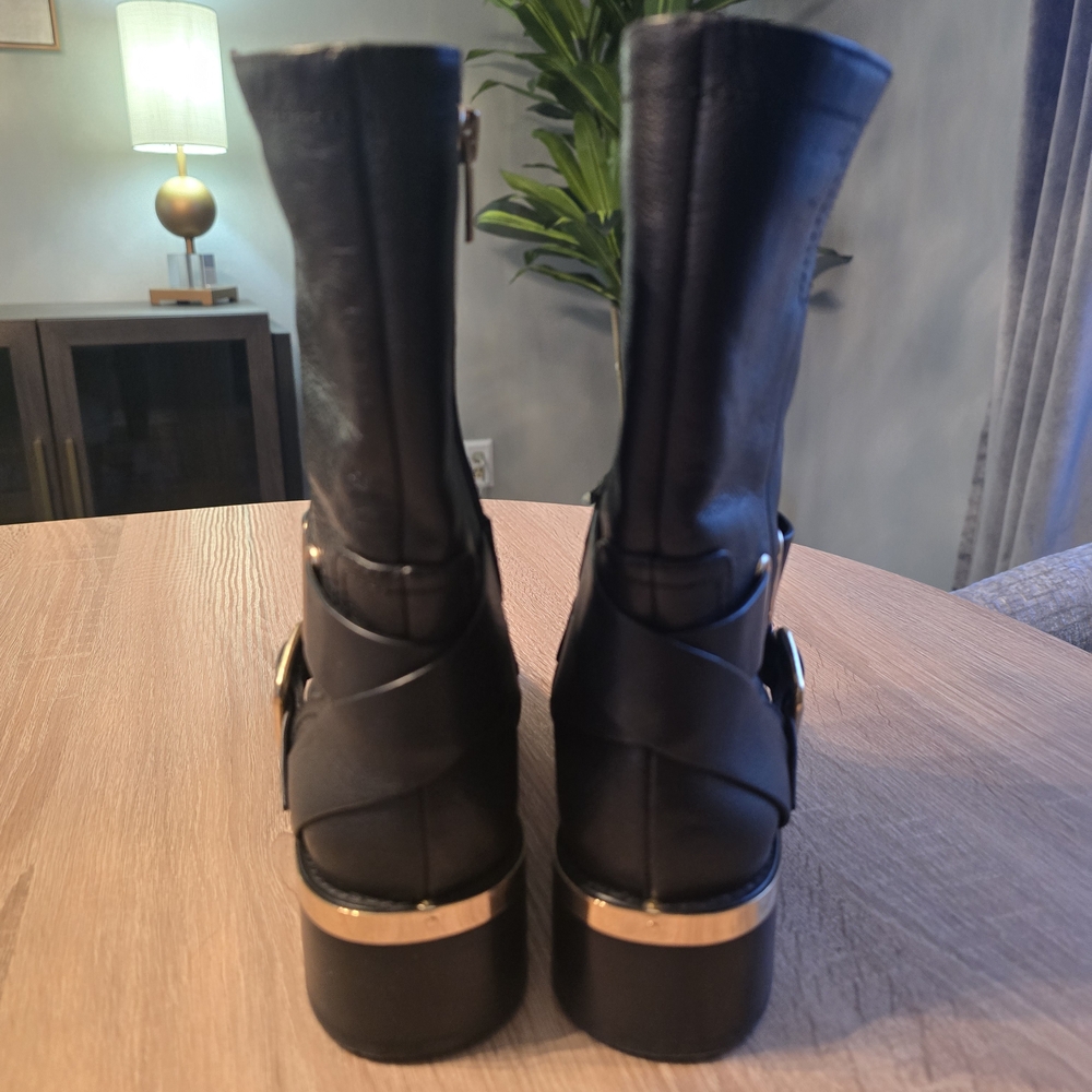 Michael Kors Black And Gold Leather Mid High Booties Size 7-EXCELLENT! - Picture 10 of 16